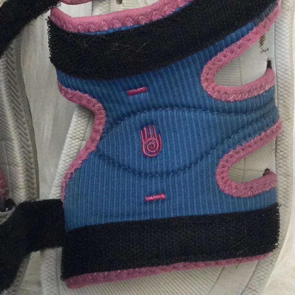 Teva Youth Water Shoe Size 2